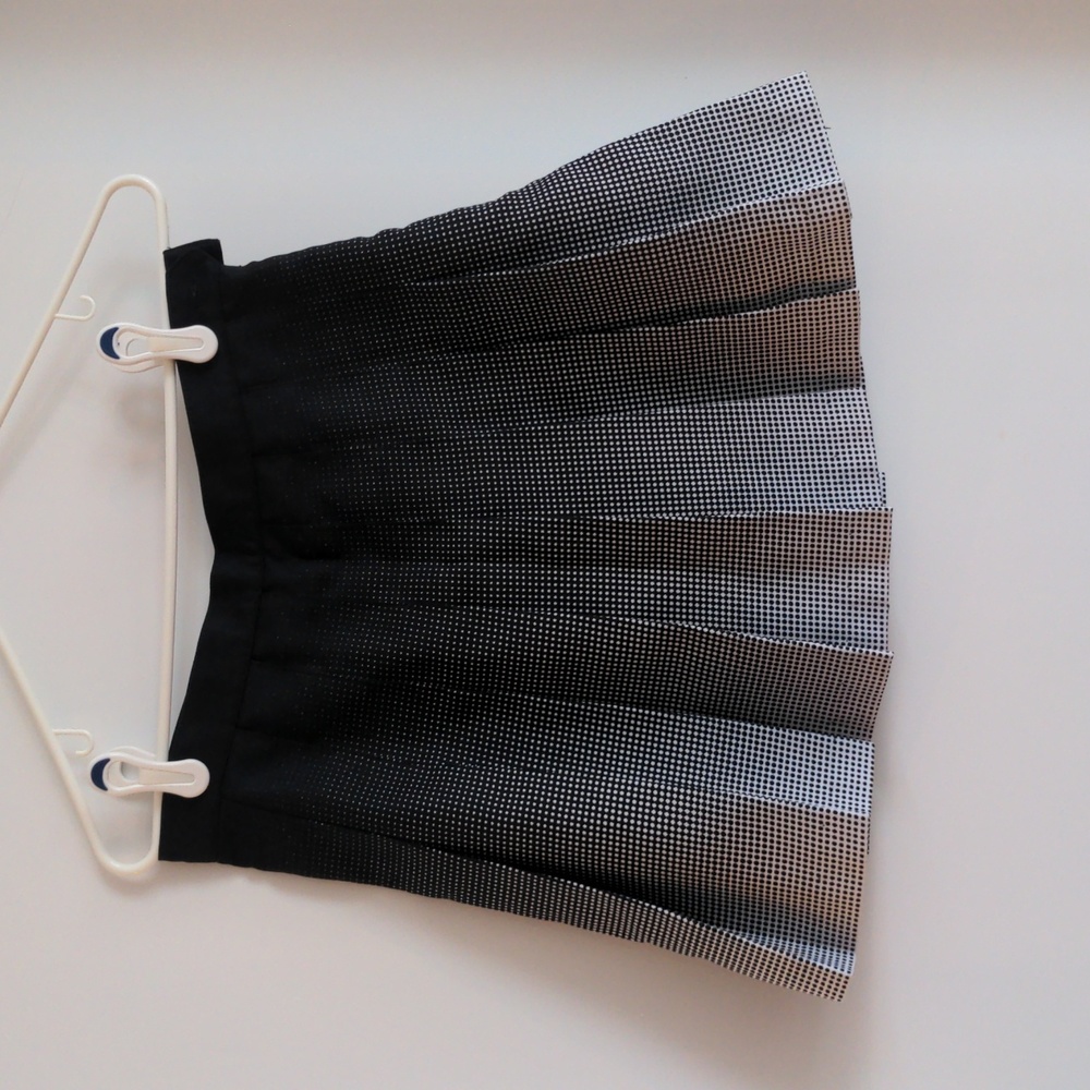 American Apparel pleated skirt